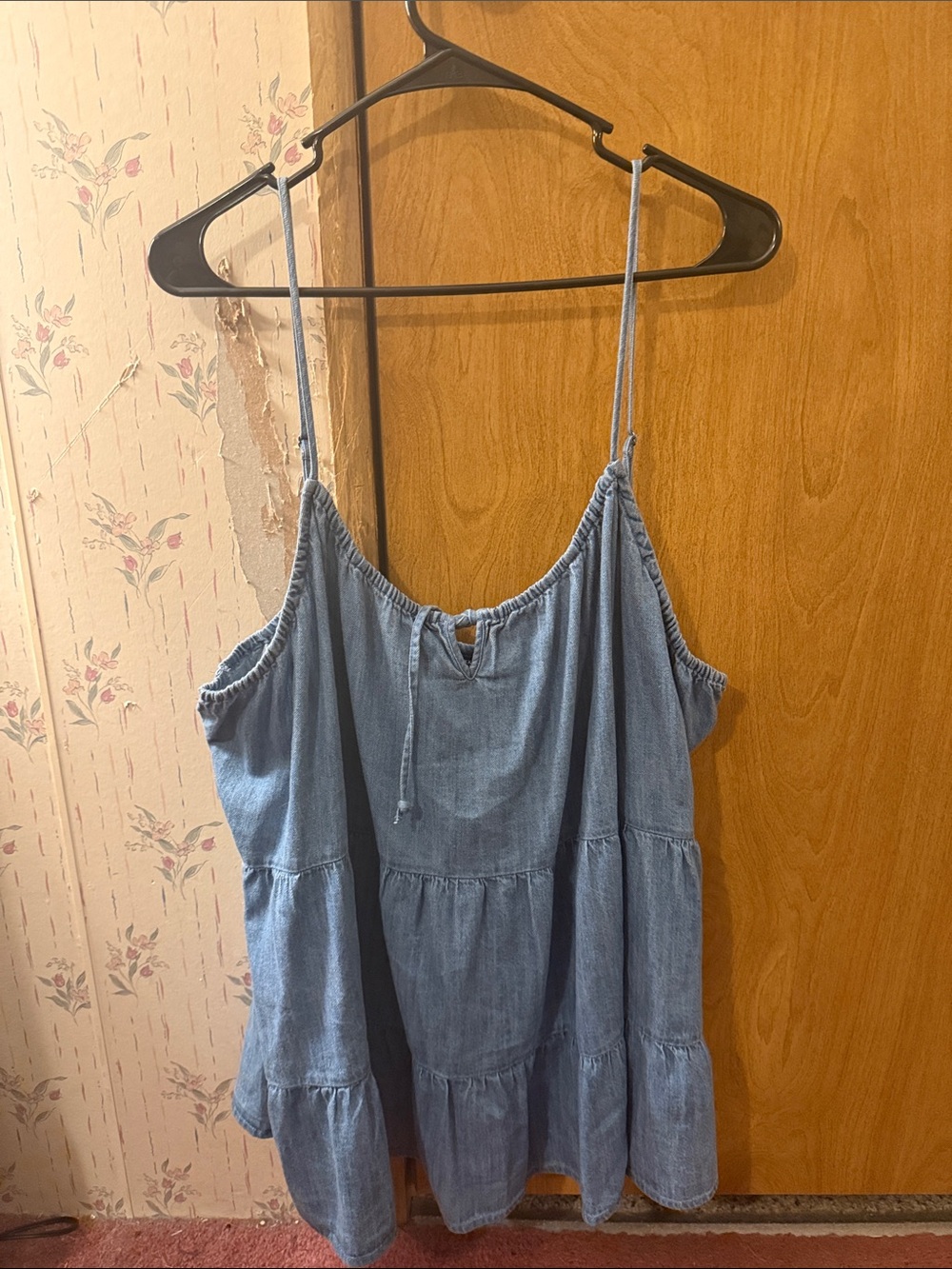 Old Navy Light Blue Denim-Look Tiered Cami Top